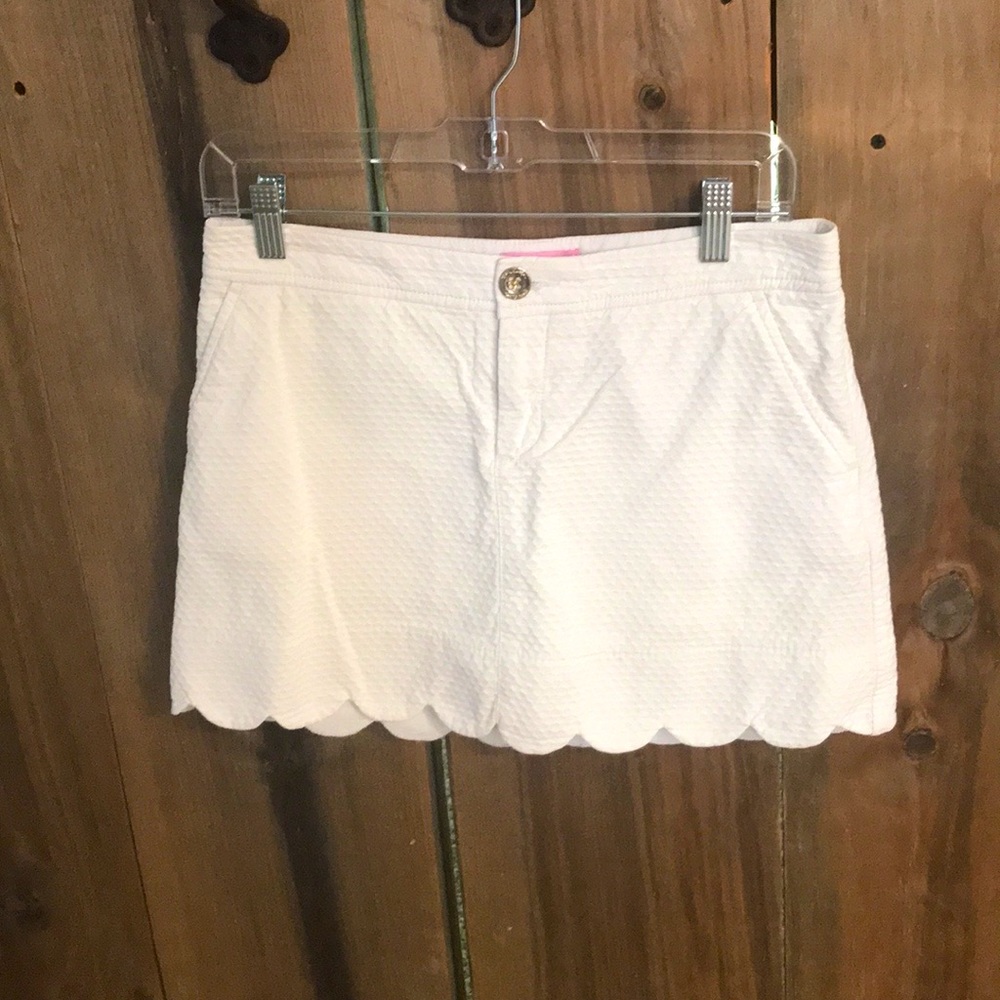 Lilly Pulitzer scalloped edged skirt
